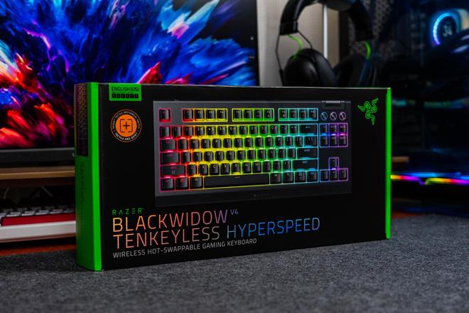 ”雷蛇黑寡妇蜘蛛V4竞技极速版体验开元棋牌网站通往“客制化”的“捷径(图4) ”雷蛇黑寡妇蜘蛛V4竞技极速版体验开元棋牌网站通往“客制化”的“捷径(图4)