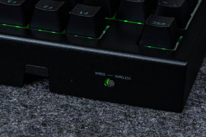 ”雷蛇黑寡妇蜘蛛V4竞技极速版体验开元棋牌网站通往“客制化”的“捷径(图16) ”雷蛇黑寡妇蜘蛛V4竞技极速版体验开元棋牌网站通往“客制化”的“捷径(图16)